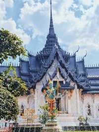  Big Buddha at Wat Pratunam in Bangkok❤️😍