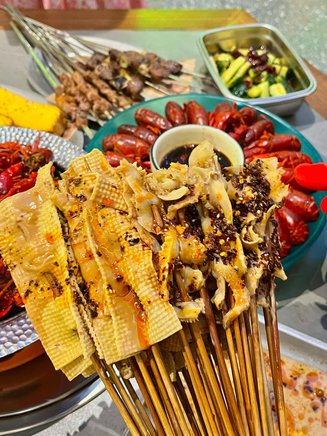 老洛陽龍蝦館 | 一口鮮香，尋回古都夏夜的煙火舊夢