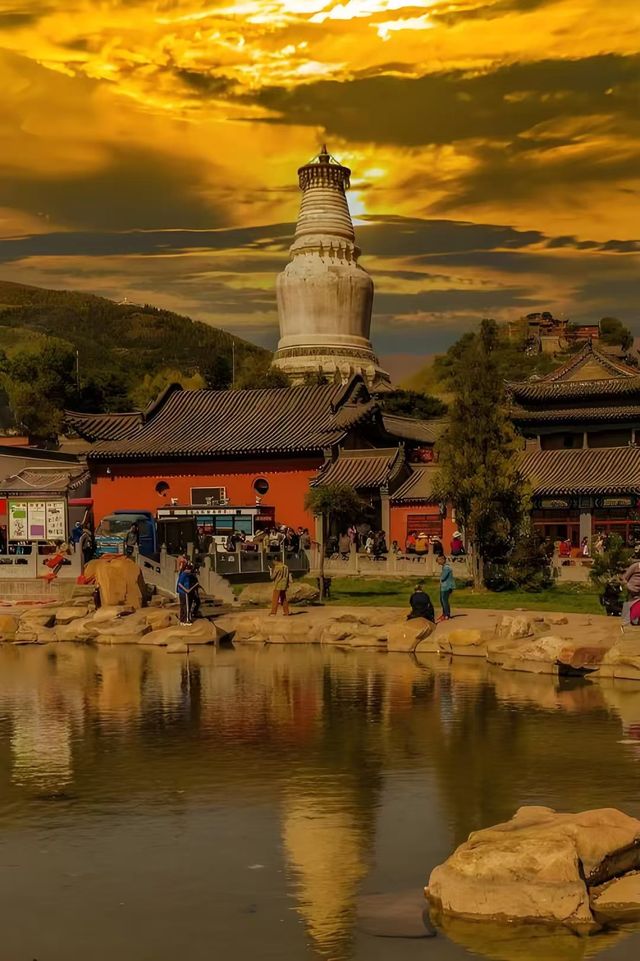 暑期消暑首選！五台山3日深度遊 食素漢堡·接聖水·抄經