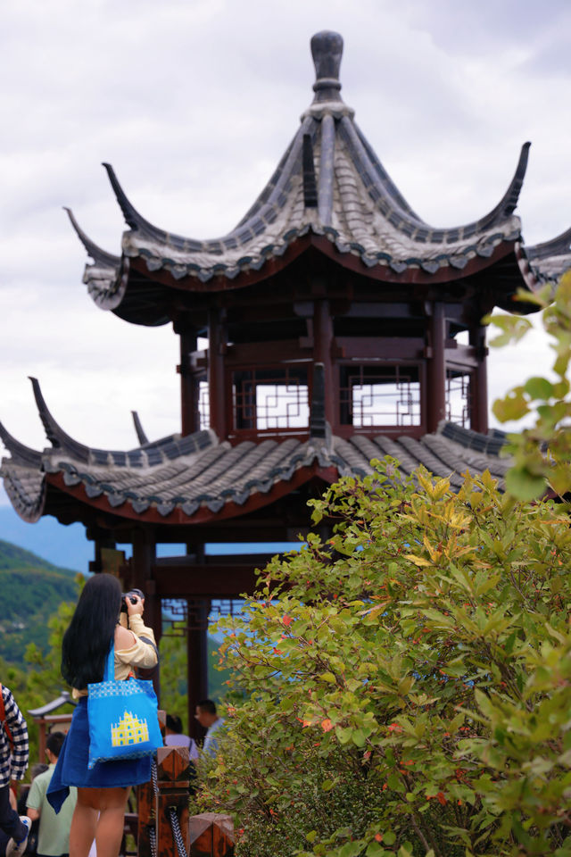 三峽遊輪｜跟著《中國國家地理》站上三峽之巔