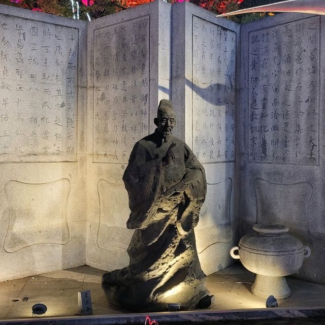 Datang Everbright City: A Dazzling Tang Dynasty Dream Datang Everbright City: A Dazzling Tang Dynasty Dream