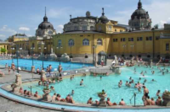 城市海景奇遇 | Hilton Budapest   名氣滿滿的希爾頓  地址：Hess A