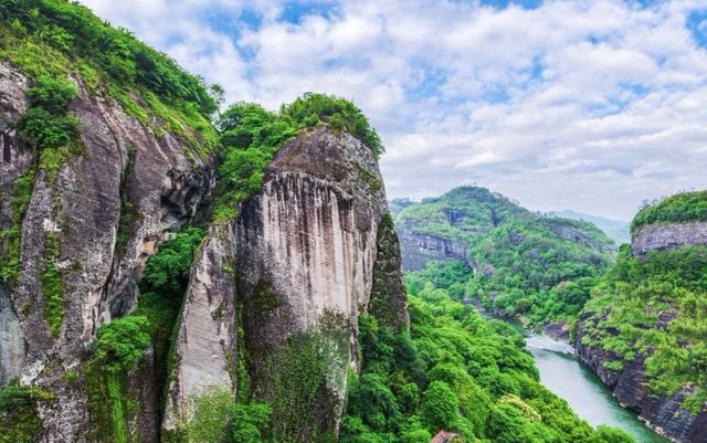 兩天玩美武夷山！山水奇觀、茶香美食