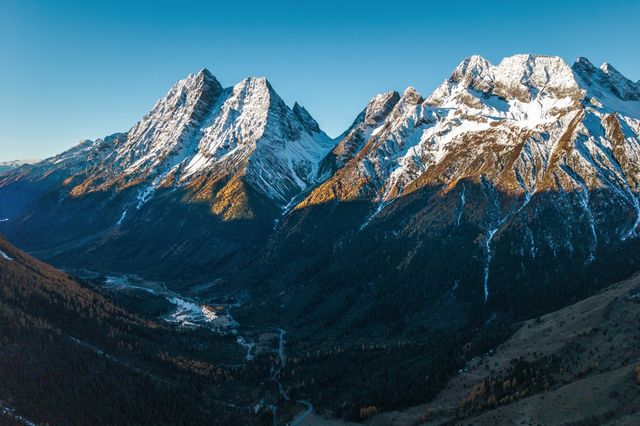 雪山下的絕美川西