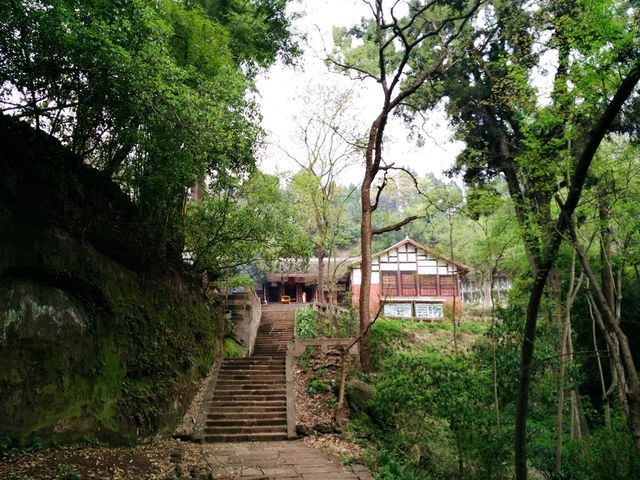 千年石刻裡的沉默情書落莫的綠野仙蹤 千年石刻裡的沉默情書落莫的綠野仙蹤