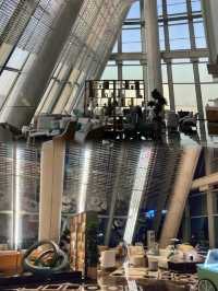 不愧是深圳酒店的天花板，這大堂太震感了!!!