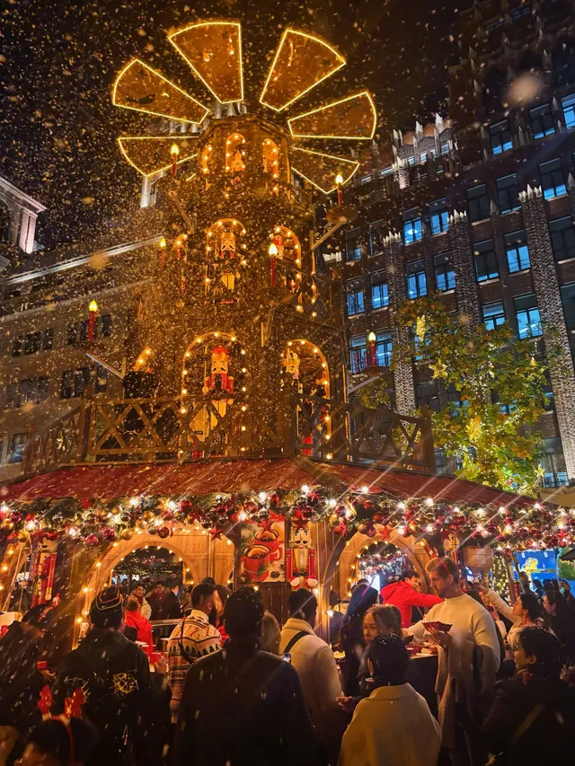 逛聖誕集市還得是外灘源逛拍吃一站式
