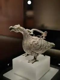 外面基礎,裡面就不基礎——山西青銅博物館