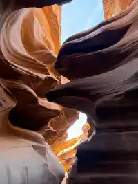 去拉斯維加斯一定要抽一天去羚羊谷