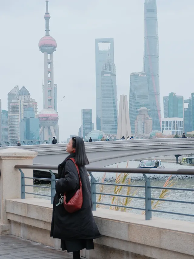 上海冬天拍照都好看的地方北外灘citywalk 上海冬天拍照都好看的地方北外灘citywalk