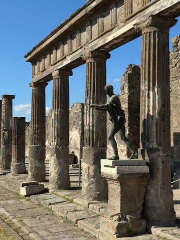 在滾燙石板上，接住兩千年前的煙火氣