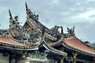 台北勝地 閩式寺廟 雕樑畫棟 市級古蹟《艋舺龍山寺》