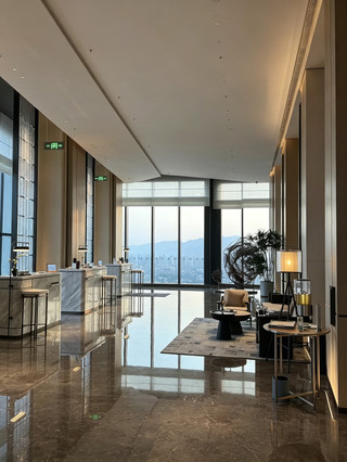 Xiamen Jimei Marriott | Stay in the clouds on the 38th floor and watch the sea train cross the orange sea