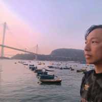 黃昏日落下的汀九橋