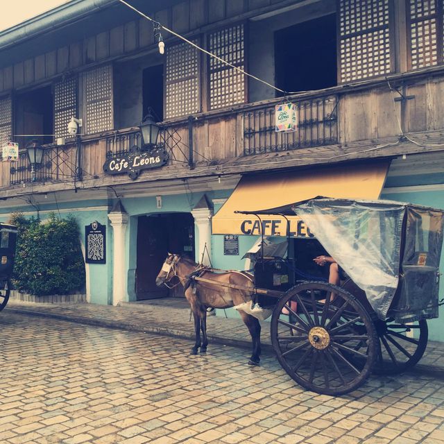 Very Vintage, Vigan…