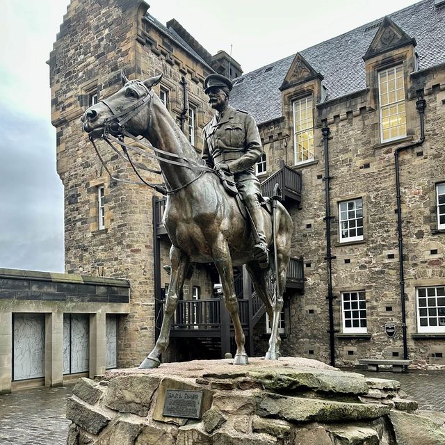 Edinburgh Castle - Edinburgh, UK