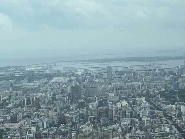 東京・押上。『東京スカイツリー (TOKYO SKYTREE)』の展望台を観光。