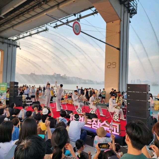 일요일엔 볼거 즐길거 먹을거많은 반포대교가자~!