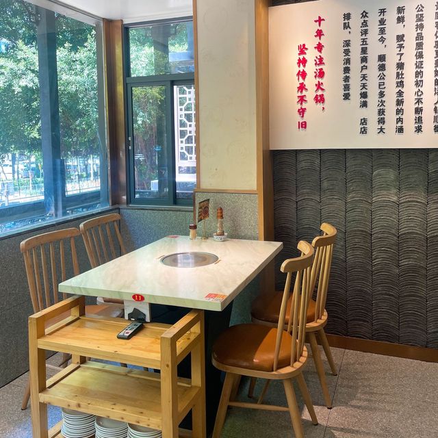 深圳雙榜第一的豬肚雞+煲仔飯探店💭超高質