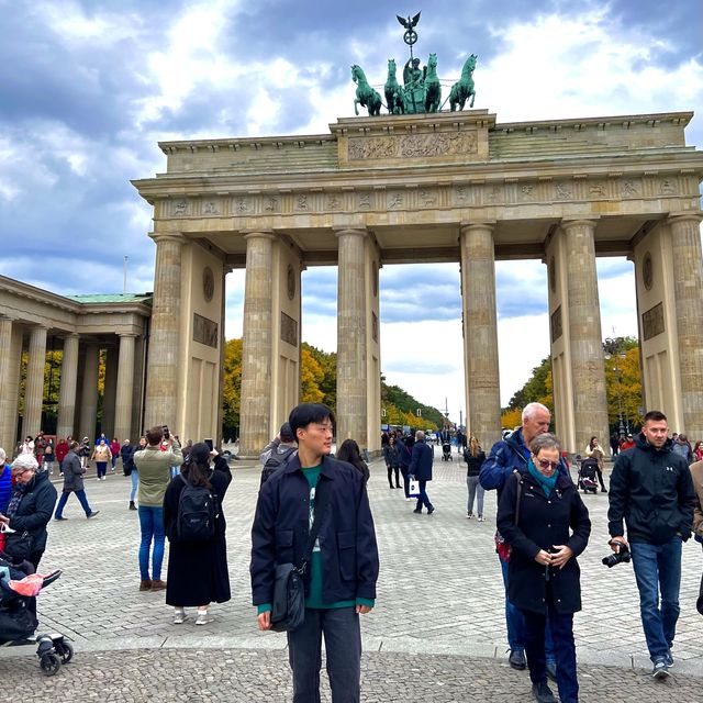 베를린에 왔다면 여행의 시작은 이곳에서, 브란덴부르크 문🚪
