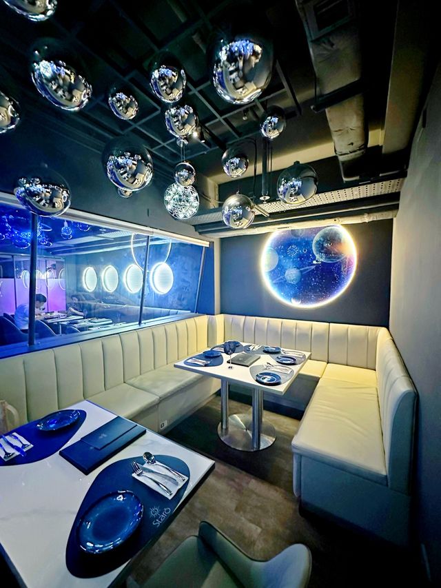 尖沙咀太空漫遊打卡餐廳