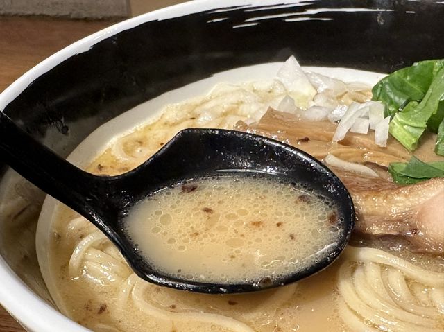 福岡・中洲。横浜のラーメンを中洲で味わう事のできる『RAMEN 浜虎 福岡中洲店』