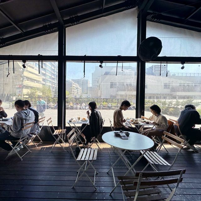 「市谷和麴町之間」恬靜舒適餐廳，適合約朋友聊天