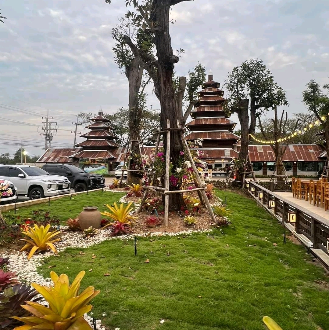 แลนด์มาร์คแห่งใหม่..ในสกลนคร ไปกัลจร้าาา่ | Trip.com สกลนคร แลนด์มาร์คแห่งใหม่..ในสกลนคร ไปกัลจร้าาา่ | Trip.Com สกลนคร