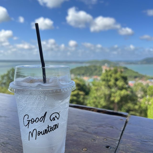 A Taste of Paradise: Exploring the Mountain Cafe in Koh Yo Island, Thailand