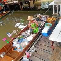 ตลาดน้ำตลิ่งชัน กรุงเทพ
