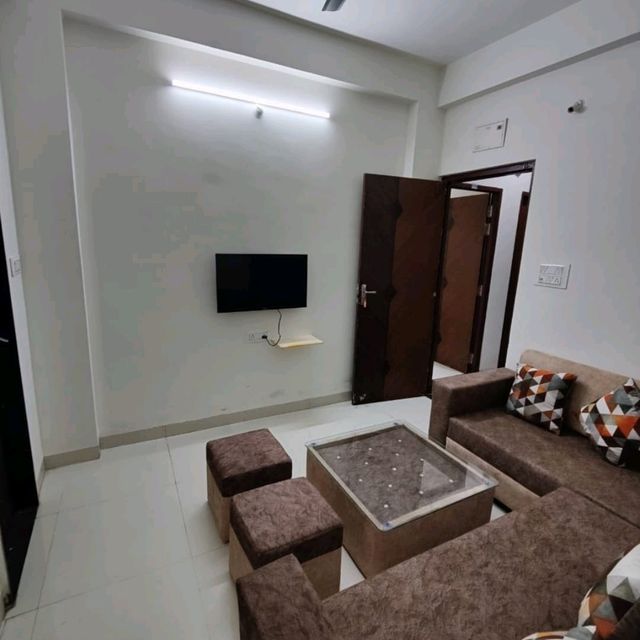 Fully Furnished 1 BHK flat 