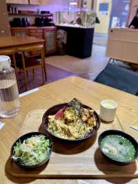 觀塘工廈抵食精緻定食