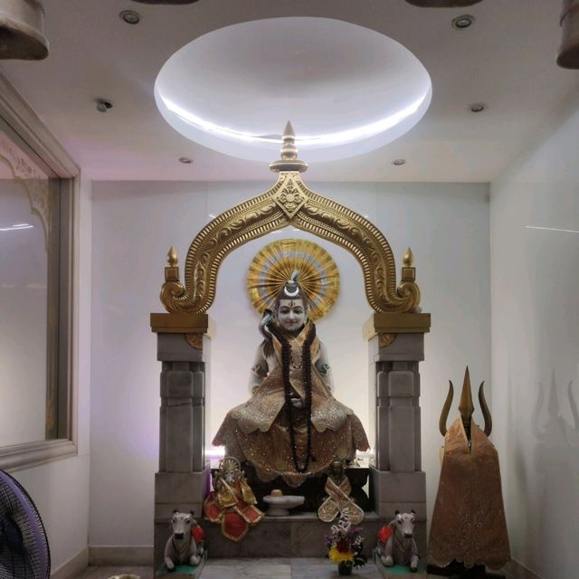 วัดเทพมณเฑียร ฮินดูสมาช