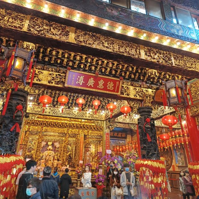 屏東市區慈鳳宮 交通便利 終年香火鼎盛