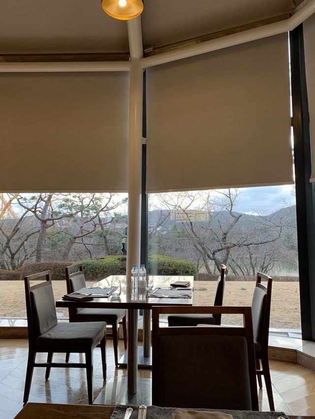 경주 힐튼호텔 뷔페 ‘레이크사이드’ 경주 힐튼호텔 뷔페 ‘레이크사이드’