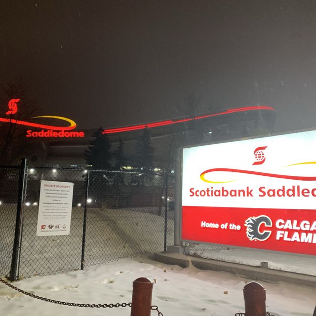 Spent a night at Scotia Saddledome for watching ice hockey