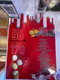 ร้านไอศกรีมลับ ริมทะเลเกาะสิเหร่ ภูเก็ต
