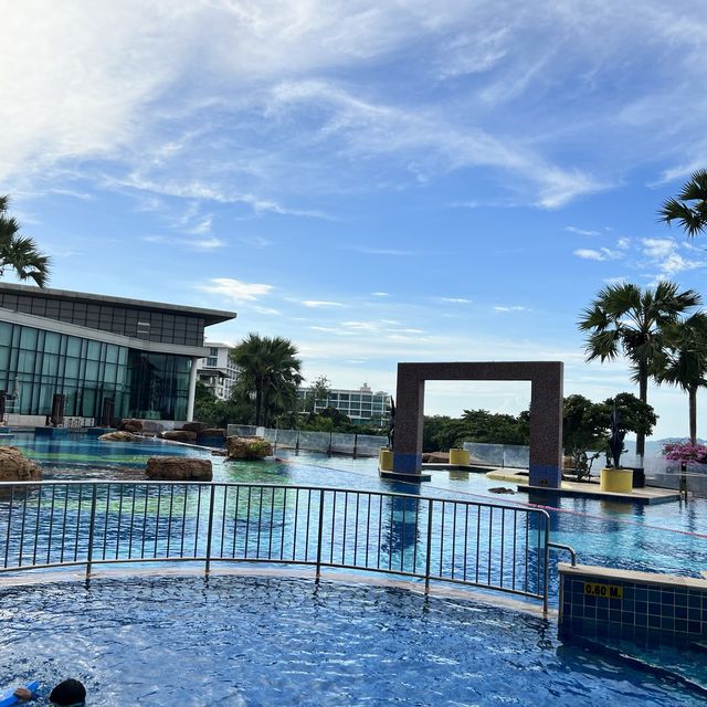 The Zign Hotel & The Zign Premium Villa  Pattaya 