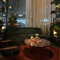 The Parlor  บาร์ลับหลัง Lobby โรงแรม the standard
