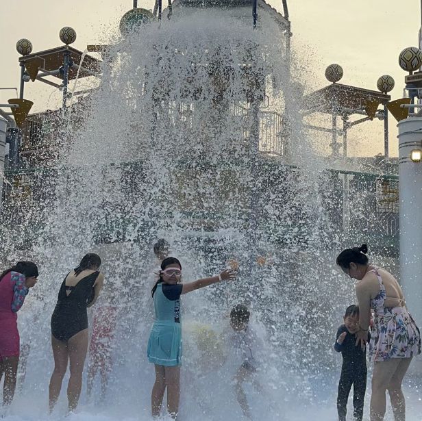 🌊 2023年落成的澳門最新水上樂園：一場水上冒險之旅！🚀
