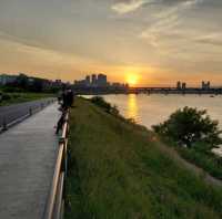 Miraculous sunset at Jamsil Hangang Park