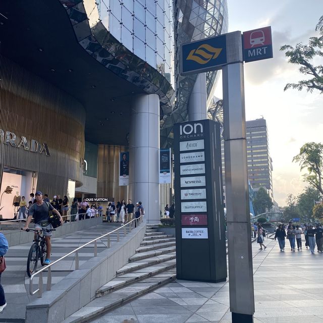 ION Orchard: Singapore’s Luxury Shopping Mall