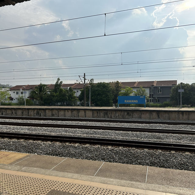 走！咱們搭火車去！🚄