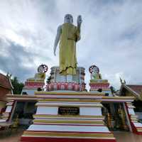 ขอพรพระเจ้าทันใจ วัดพระธาตุดอยคำ