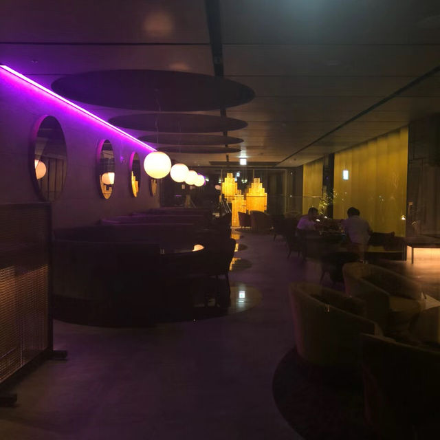 🏨🌸 首爾江南的L7酒店：時尚與活力的完美結合！🇰🇷💃✨