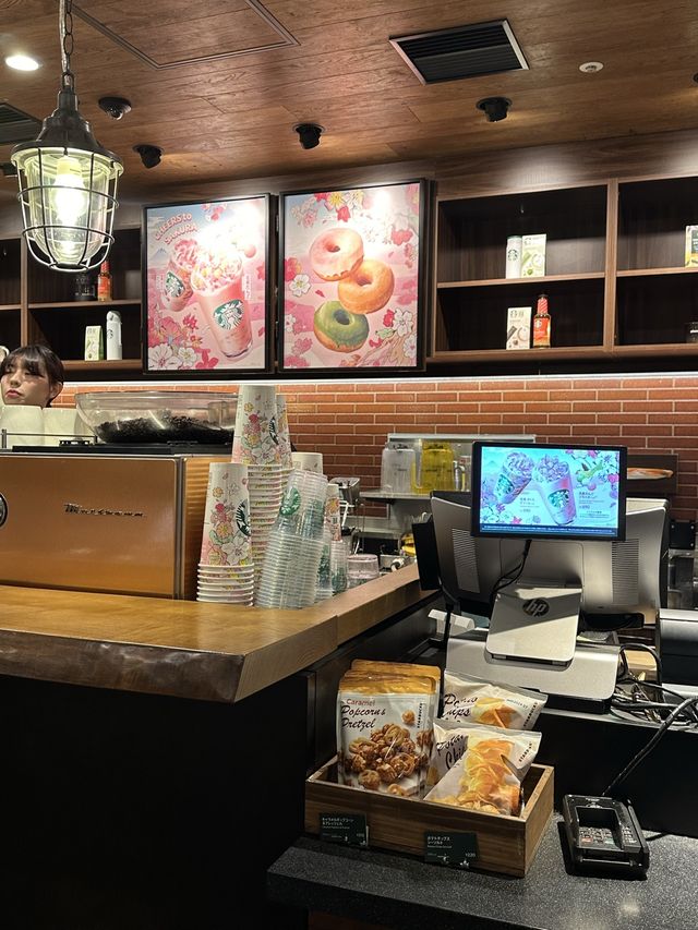 スタバの春の新作は絶対に飲むべき！