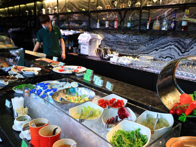 阿樹國際旅店：豐盛早餐、森林渡假感，物超所值！
