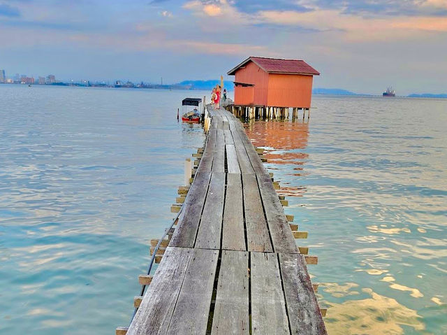 Clan Jetties Of Penang