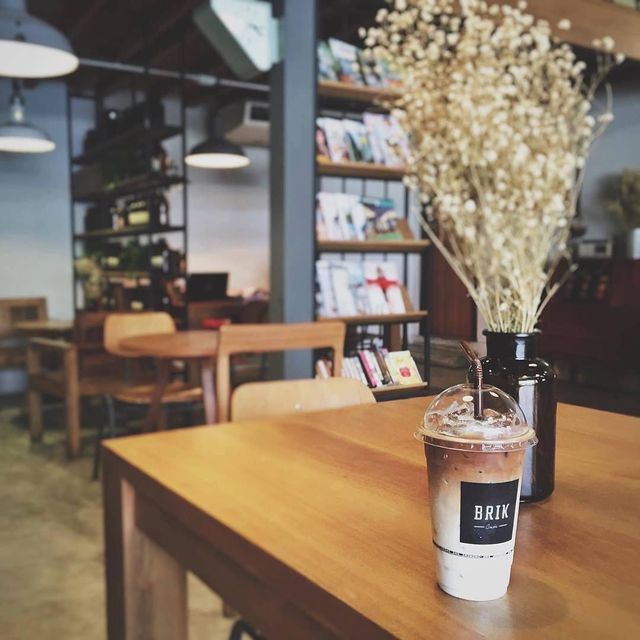 Brik Cafe