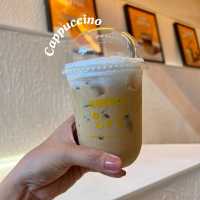เซเว่น มังกี้ส์ คาเฟ่เมืองทอง
